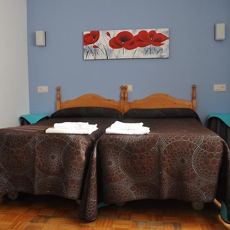 Hostal La Tablada Навалено Екстер'єр фото
